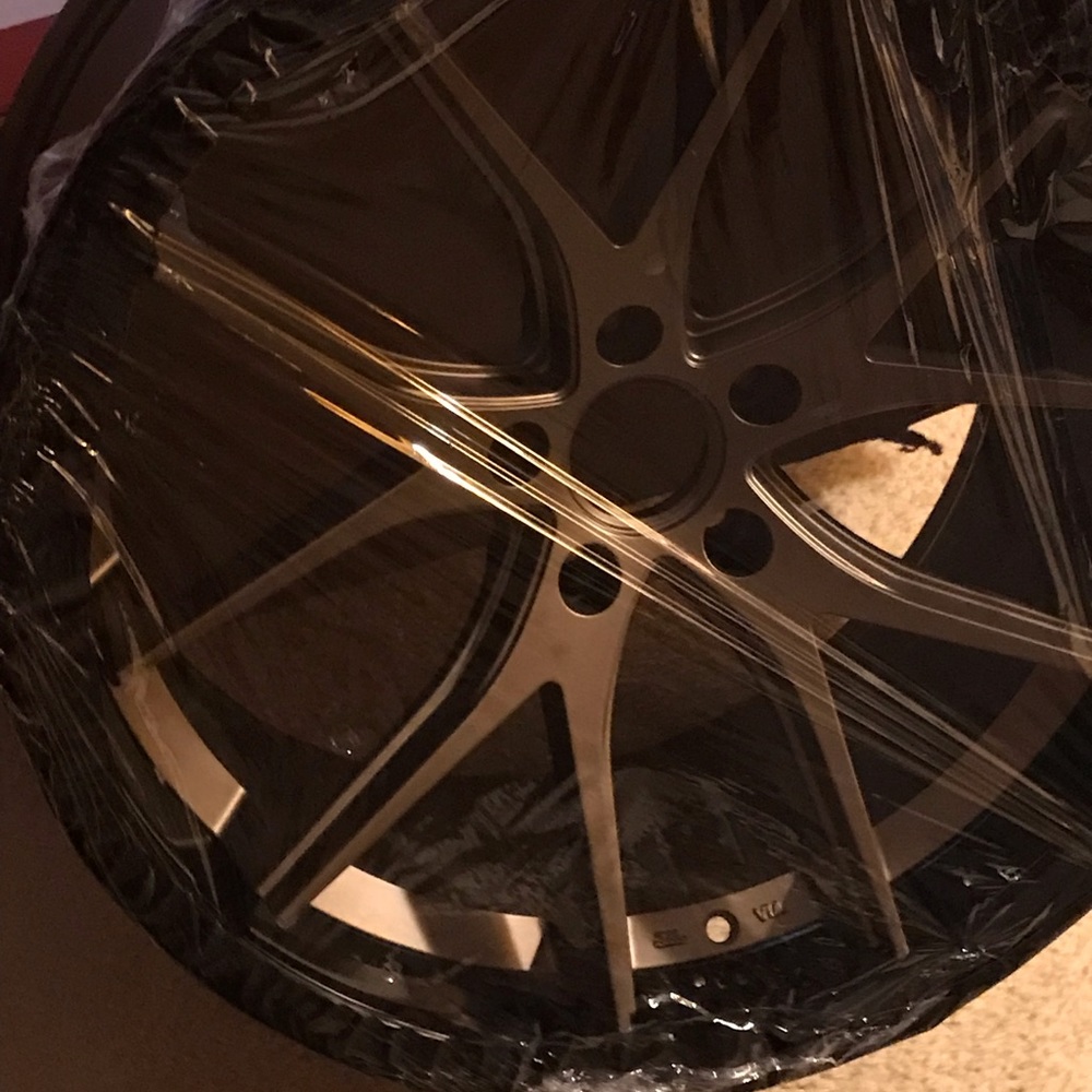 20”Rim 5x114.3 ET38